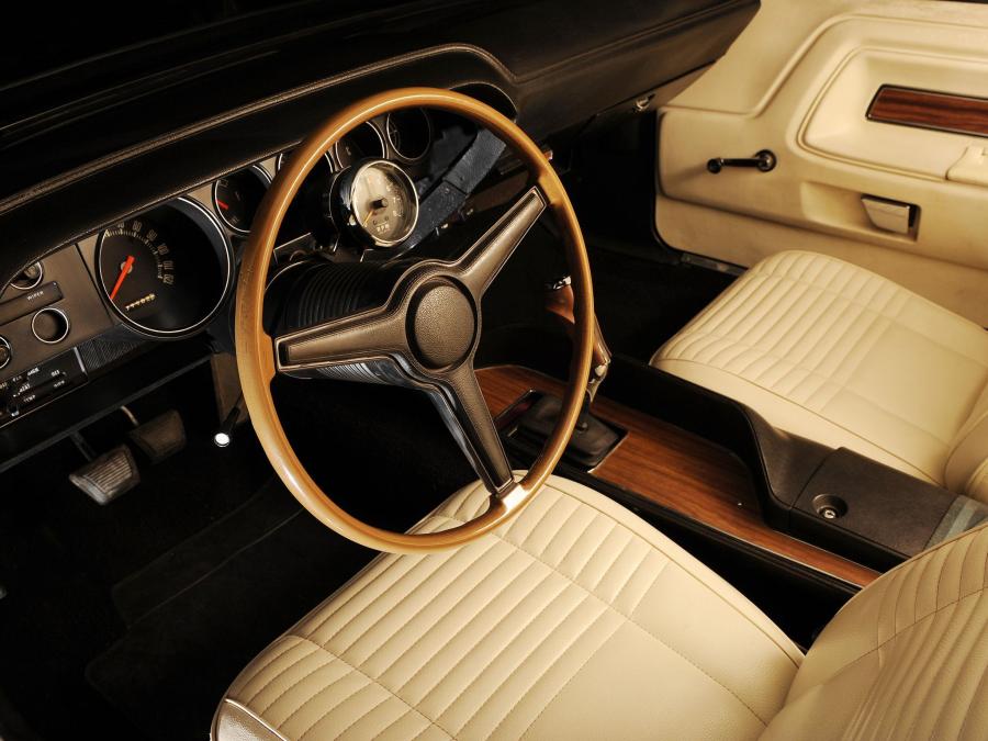  Dodge Challenger TA 340 Six Pack Hardtop 1970 года  (фото 35 из 41)